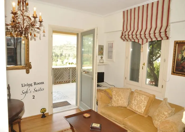 Apartment Sofi's Andros Town